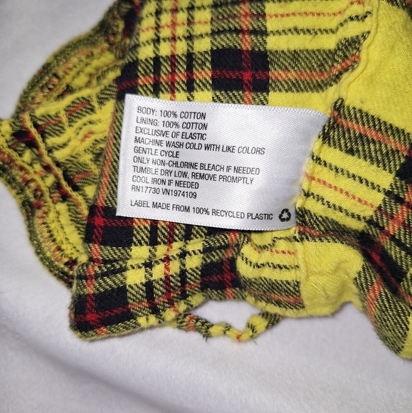 Wild fable plaid two piece plaid short set top is a medium bottoms are a large - Picture 10 of 10